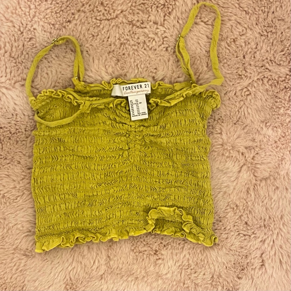 Crop top